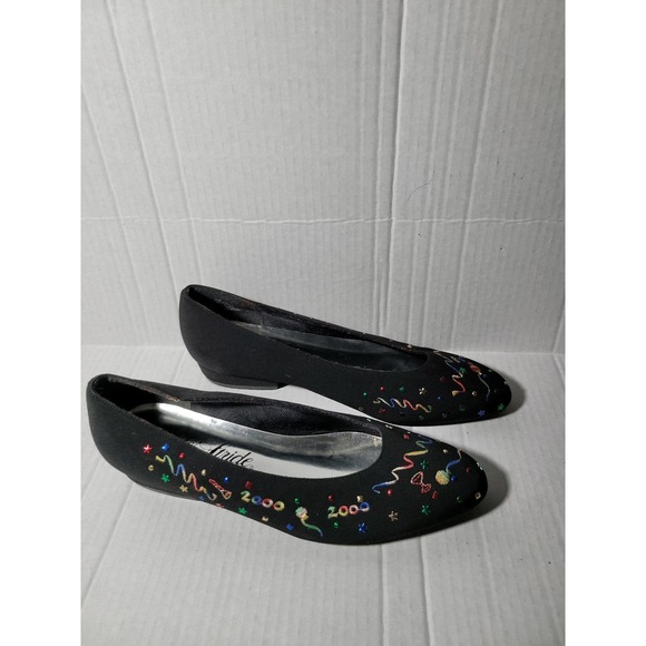 Life Stride Celebration theme embroidered Women's Flats Size 7C - Picture 3 of 5